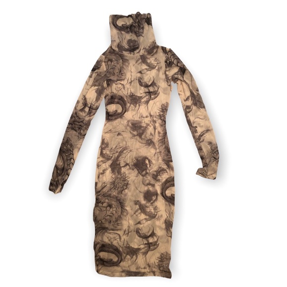 Dresses & Skirts - long sleeve snake dress